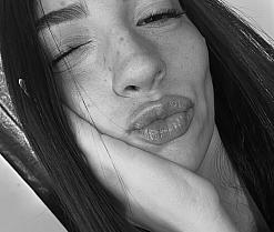Entrar en el videochat de LucianaGrant. Webcam y chat gratis. Webcam de LucianaGrant